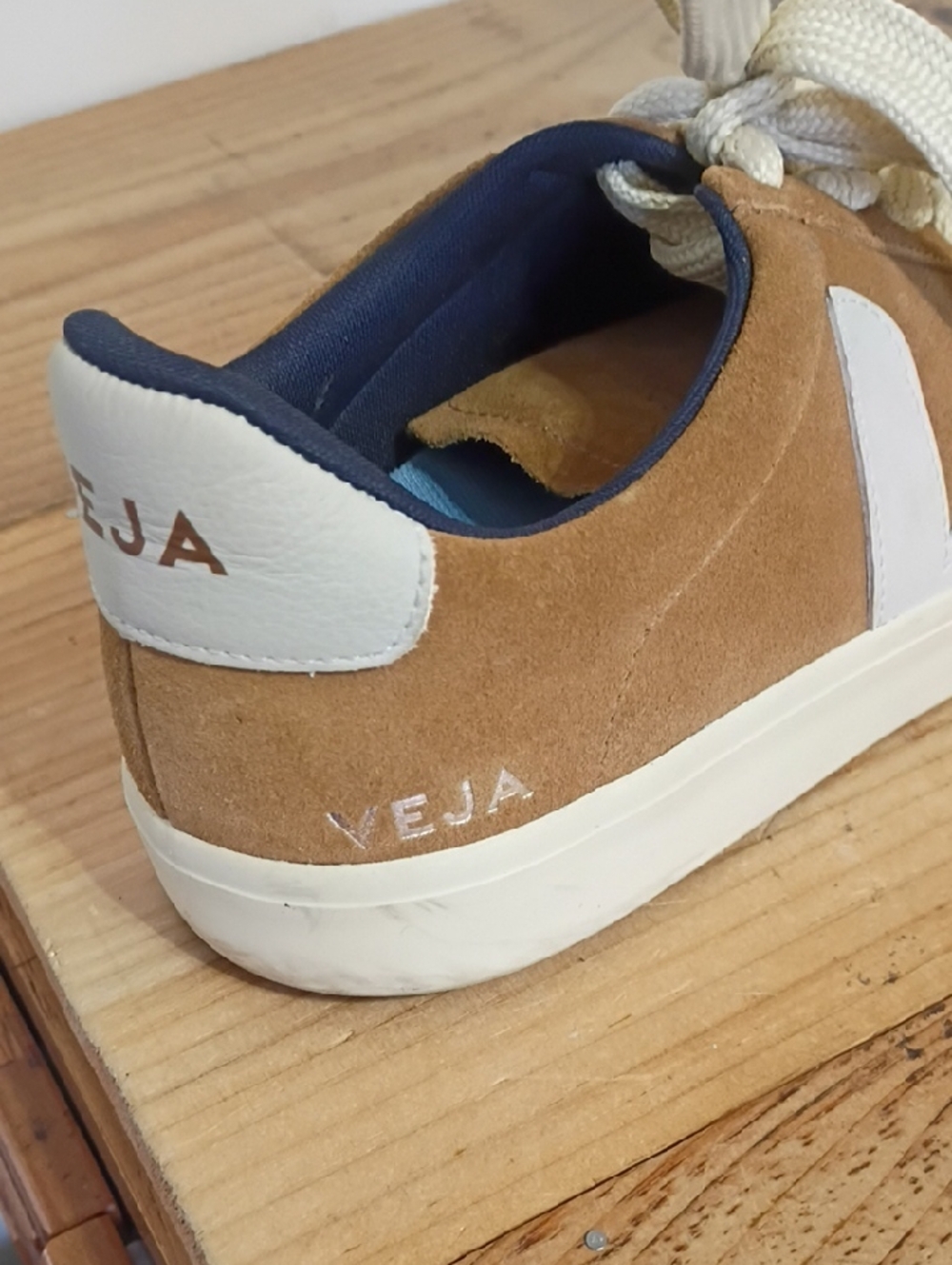 Veja Tan Suede Campo Sneakers Size 10.5 - Picture 9 of 10